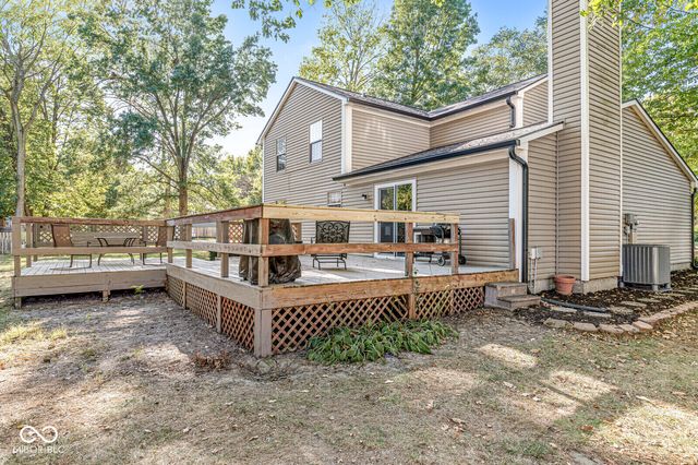 14815 Wheatfield Lane, Carmel, IN 46032