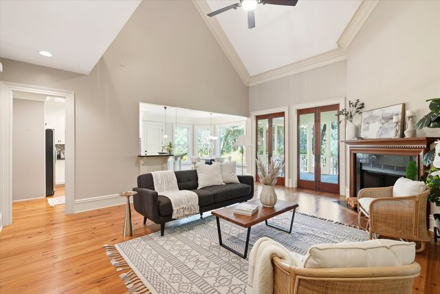5122 Old Washington Course, Hollywood, SC 29449