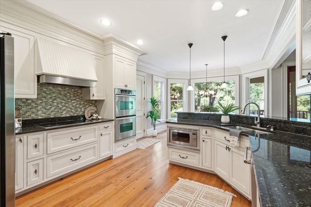 5122 Old Washington Course, Hollywood, SC 29449