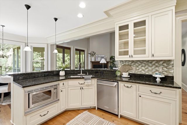 5122 Old Washington Course, Hollywood, SC 29449