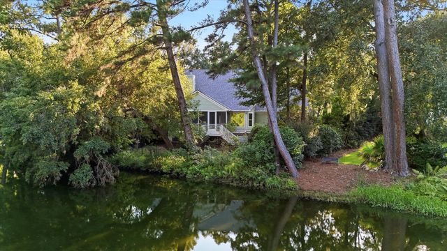 5122 Old Washington Course, Hollywood, SC 29449