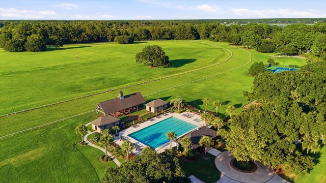 5122 Old Washington Course, Hollywood, SC 29449