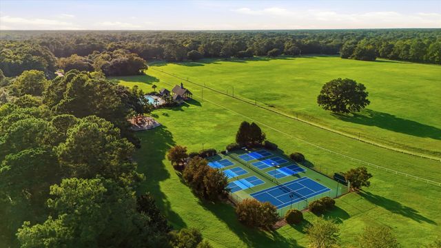 5122 Old Washington Course, Hollywood, SC 29449