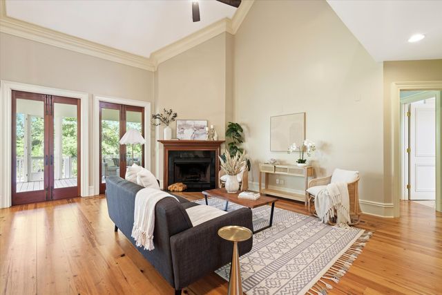 5122 Old Washington Course, Hollywood, SC 29449