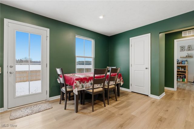 158 River Run Drive, Elyria, OH 44035