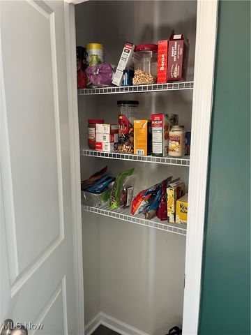 158 River Run Drive, Elyria, OH 44035