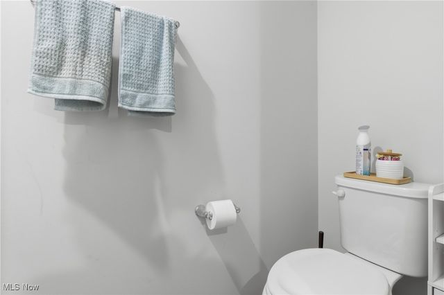 158 River Run Drive, Elyria, OH 44035