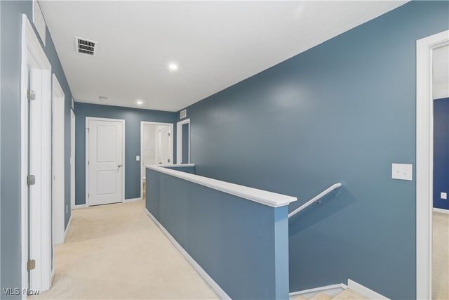 158 River Run Drive, Elyria, OH 44035