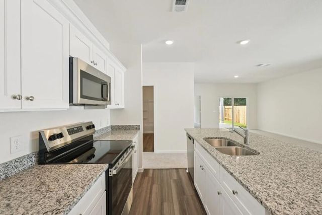 1256 Carriage Wood Circle, Ridgeville, SC 29472