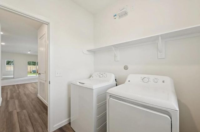 1256 Carriage Wood Circle, Ridgeville, SC 29472