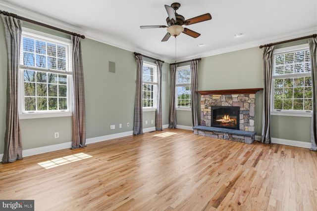 1 SAINT ANDREWS CT, New Hope, PA 18938