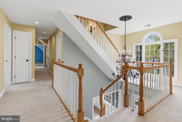 1 SAINT ANDREWS CT, New Hope, PA 18938