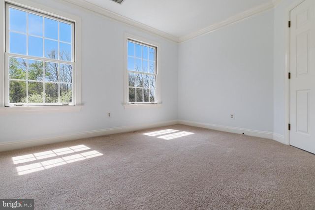 1 SAINT ANDREWS CT, New Hope, PA 18938