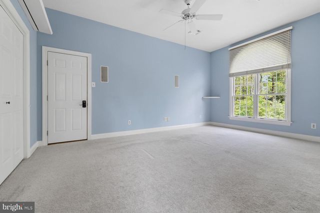 1 SAINT ANDREWS CT, New Hope, PA 18938
