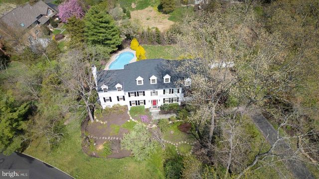 1 SAINT ANDREWS CT, New Hope, PA 18938