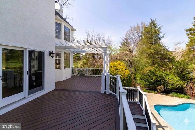 1 SAINT ANDREWS CT, New Hope, PA 18938