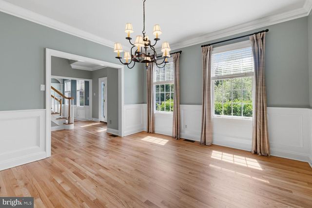 1 SAINT ANDREWS CT, New Hope, PA 18938