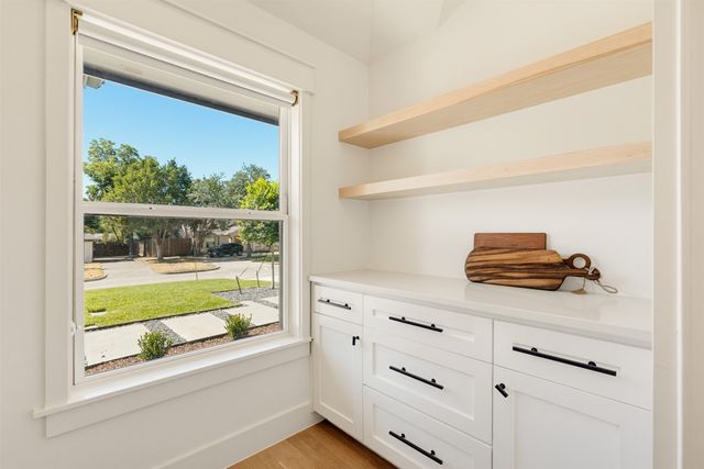 6331 Linden Lane, Dallas, TX 75230