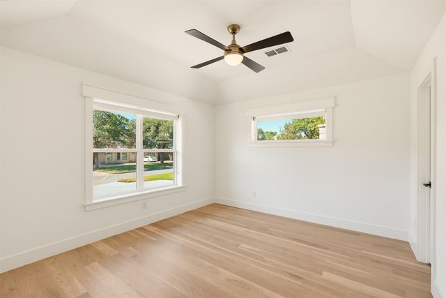 6331 Linden Lane, Dallas, TX 75230