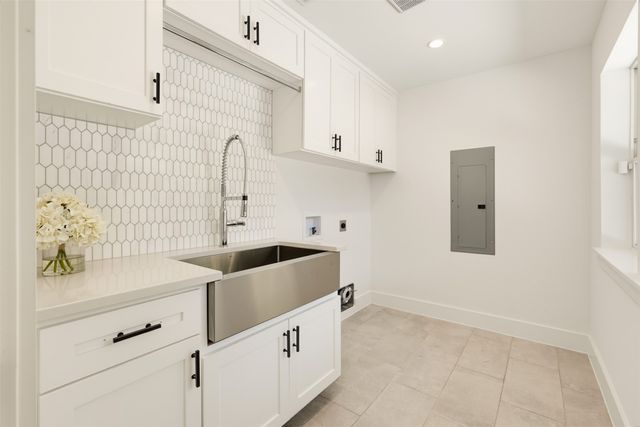 6331 Linden Lane, Dallas, TX 75230