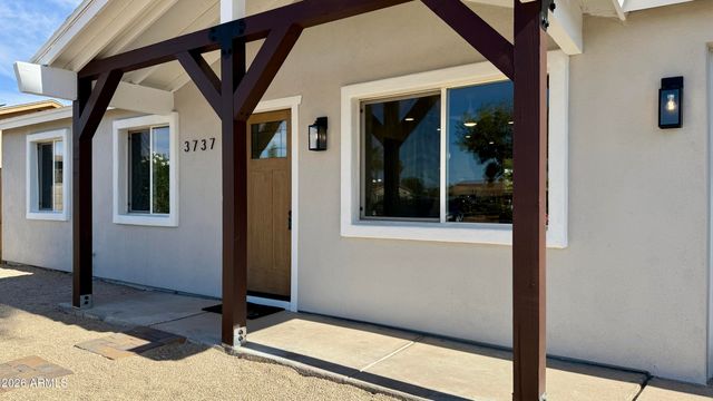 3737 E KAREN Drive, Phoenix, AZ 85032