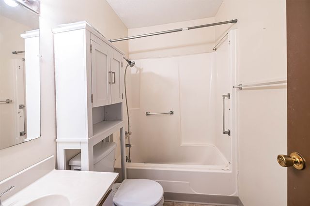 4217 PINE Avenue, Erie, PA 16504