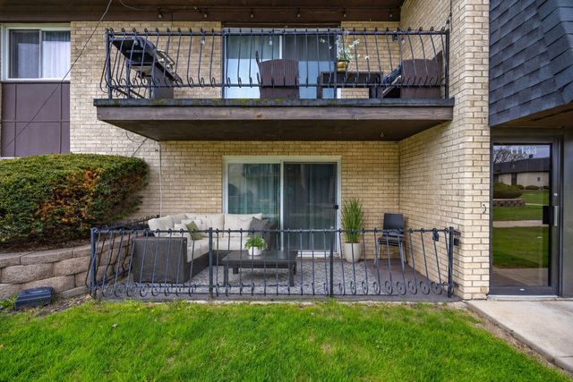 11133 S 84th Avenue 1B, Palos Hills, IL 60465