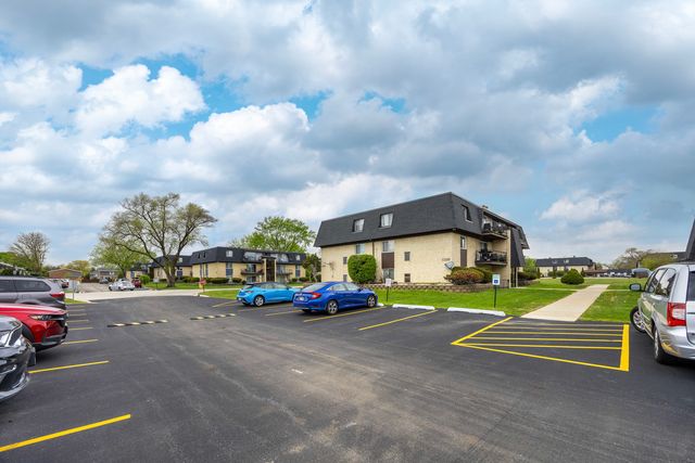 11133 S 84th Avenue 1B, Palos Hills, IL 60465
