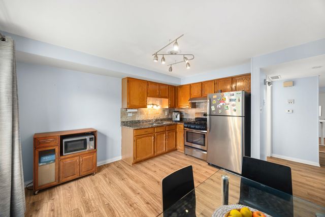 11133 S 84th Avenue 1B, Palos Hills, IL 60465