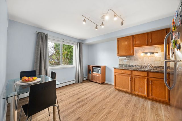 11133 S 84th Avenue 1B, Palos Hills, IL 60465