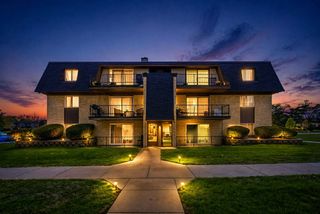 11133 S 84th Avenue 1B, Palos Hills, IL 60465