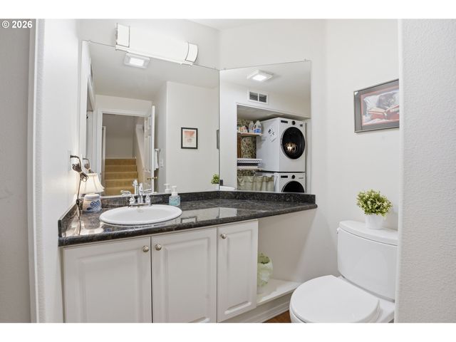 16199 Sw AUDUBON St 101, Beaverton, OR 97003
