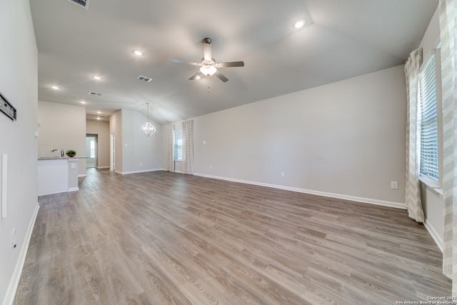 7237 Yucca, San Antonio, TX 78253