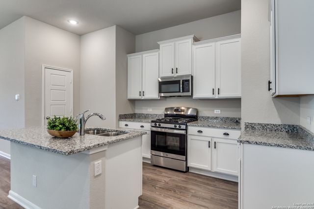 7237 Yucca, San Antonio, TX 78253