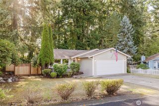 1504 NW Lakehill Circle, Silverdale, WA 98383