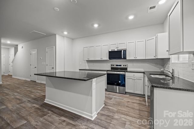 4552 Green Drake Drive, Charlotte, NC 28269