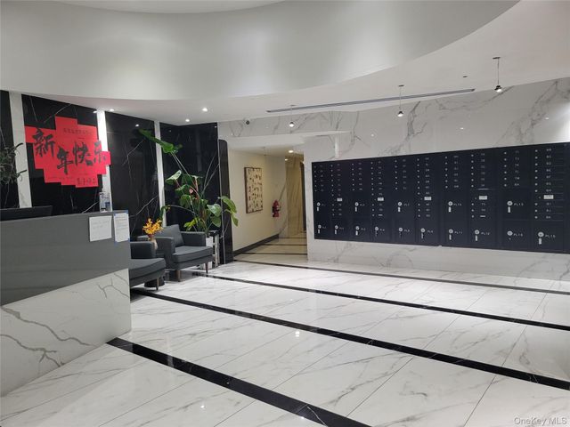 70-65 Queens Boulevard 3L, Woodside, NY 11377