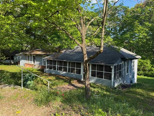 2420 Claude Street, Atlanta, GA 30318