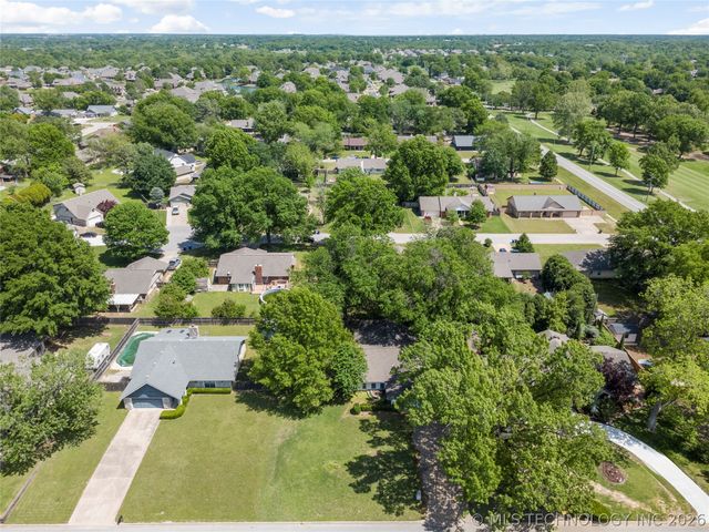 8205 S Birch Avenue, Broken Arrow, OK 74011