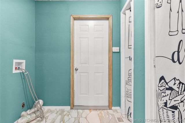 8205 S Birch Avenue, Broken Arrow, OK 74011