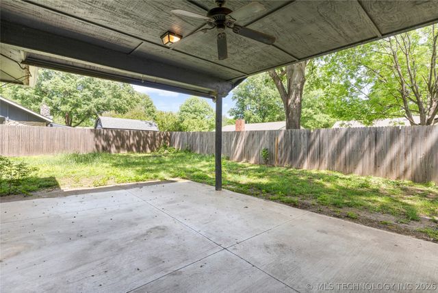 8205 S Birch Avenue, Broken Arrow, OK 74011