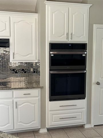 5721 Bandera Drive, The Colony, TX 75056