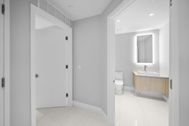 3100 N Ocean Drive H-1708, Singer Island, FL 33404