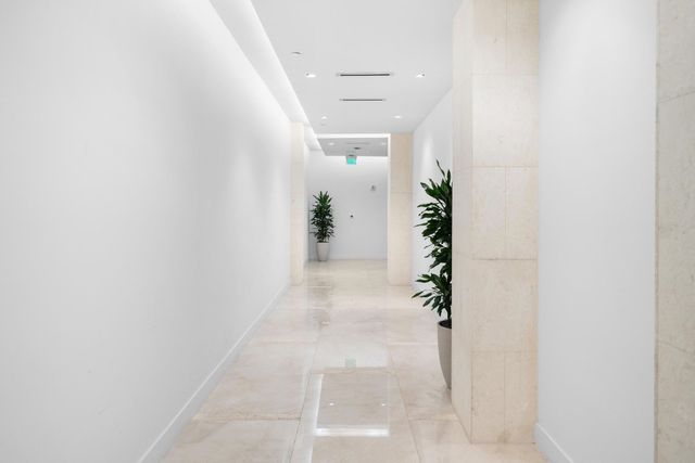 3100 N Ocean Drive H-1708, Singer Island, FL 33404