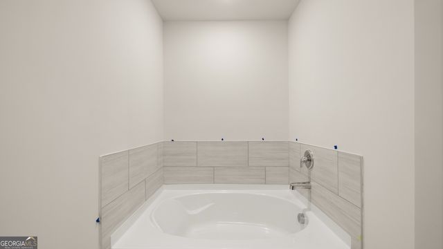 475 Silver Moon Drive, Loganville, GA 30052