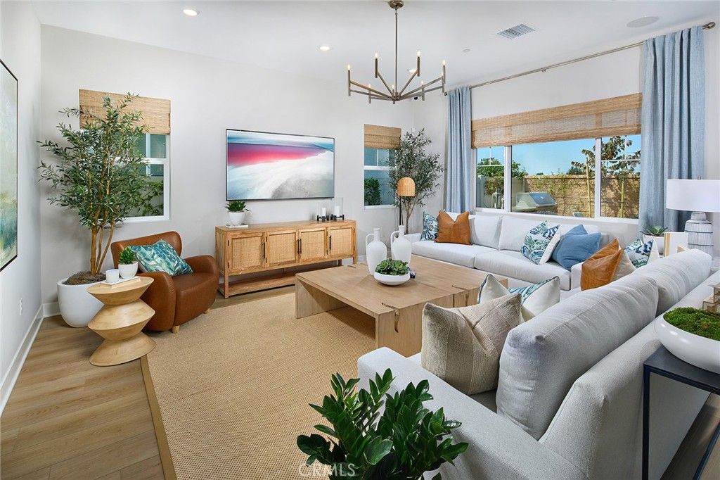 Image 6 of property listing at 11515 Grovedale Drive, Whittier, CA 90604