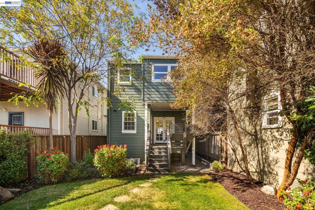815 45Th St, Oakland, CA 94608