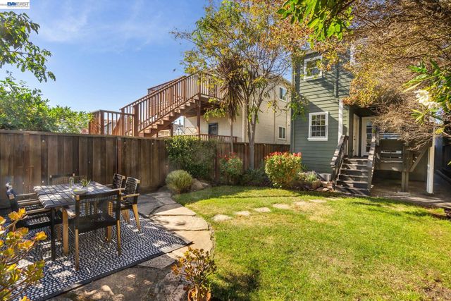 815 45Th St, Oakland, CA 94608