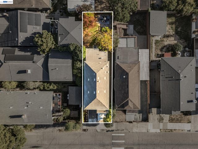 815 45Th St, Oakland, CA 94608