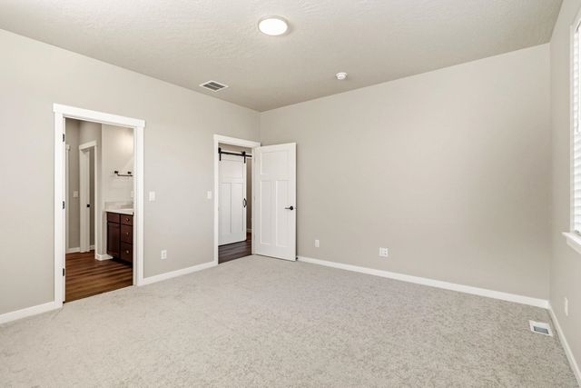 12184 N VALENCIA Ave, Spokane, WA 99218